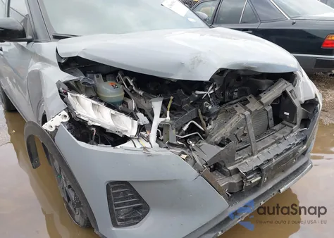 2023 Nissan Kicks Sr Xtronic Cvt z USA, uszkodzony, nr VIN 3N1CP5DV7PL486382